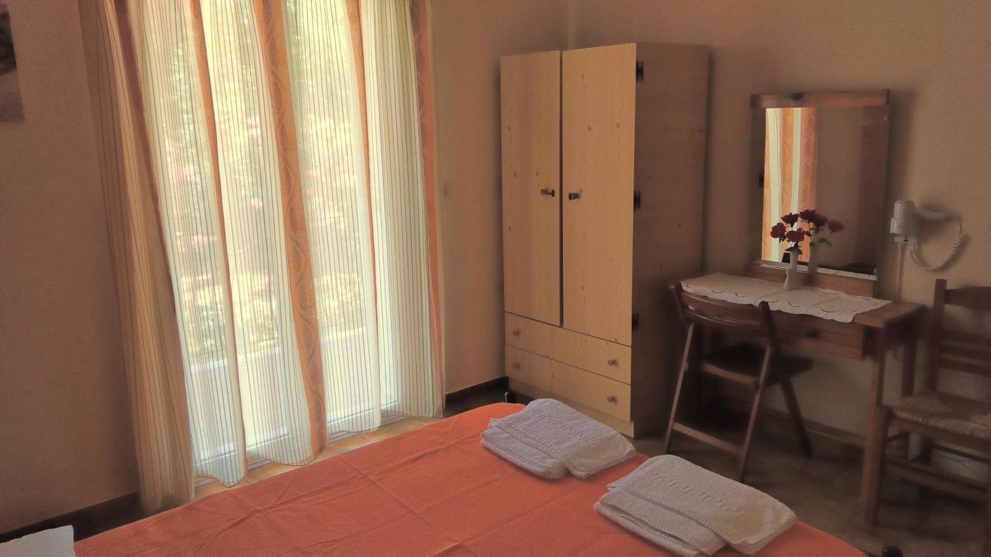 Polymnia Apartments Szpartiá Szoba fotó